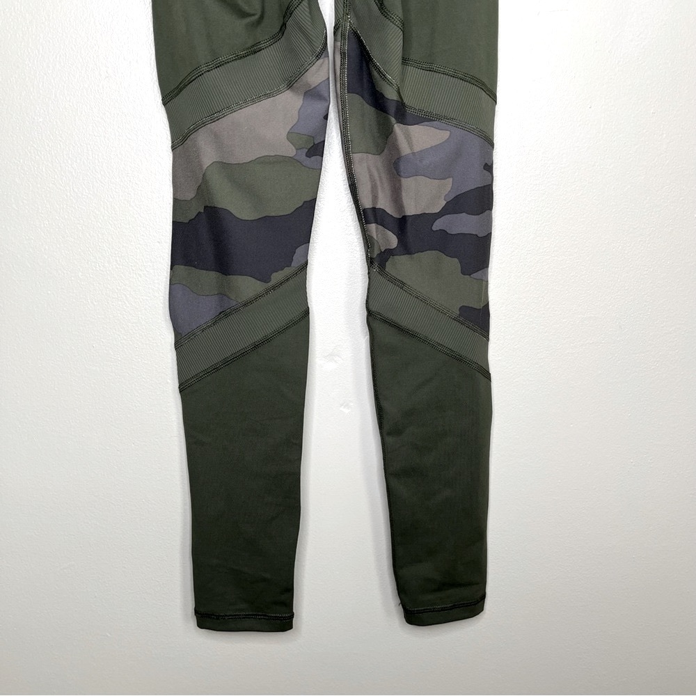 Aerie Offline The Hugger Hi Rise Soft Army Green Skinny Leg Size XS - Picture 5 of 8